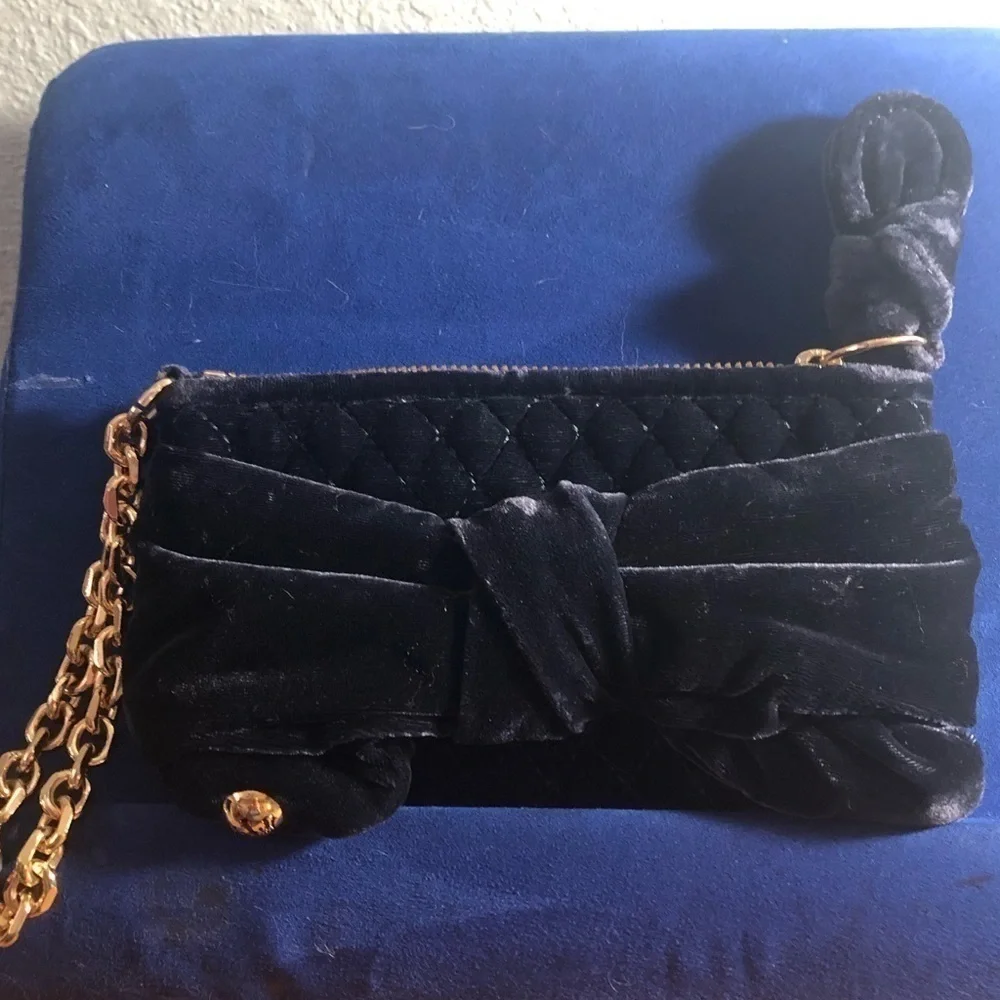 Adorable juicy couture velveteen and gold Wristlet